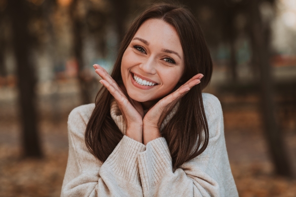 Cosmetic Dental Services: Professional Teeth Whitening Vs  Over The Counter Options